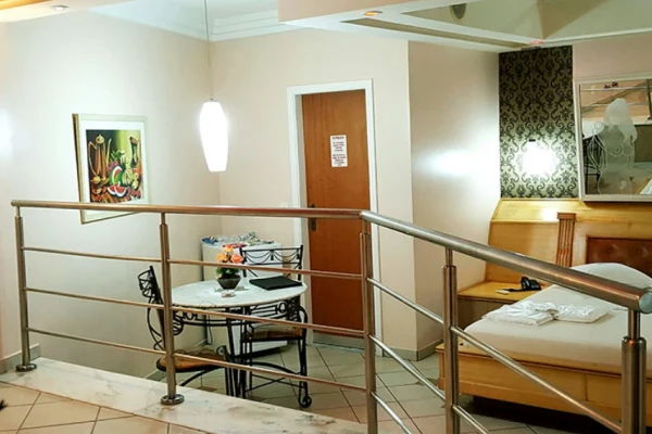 Forever Motel